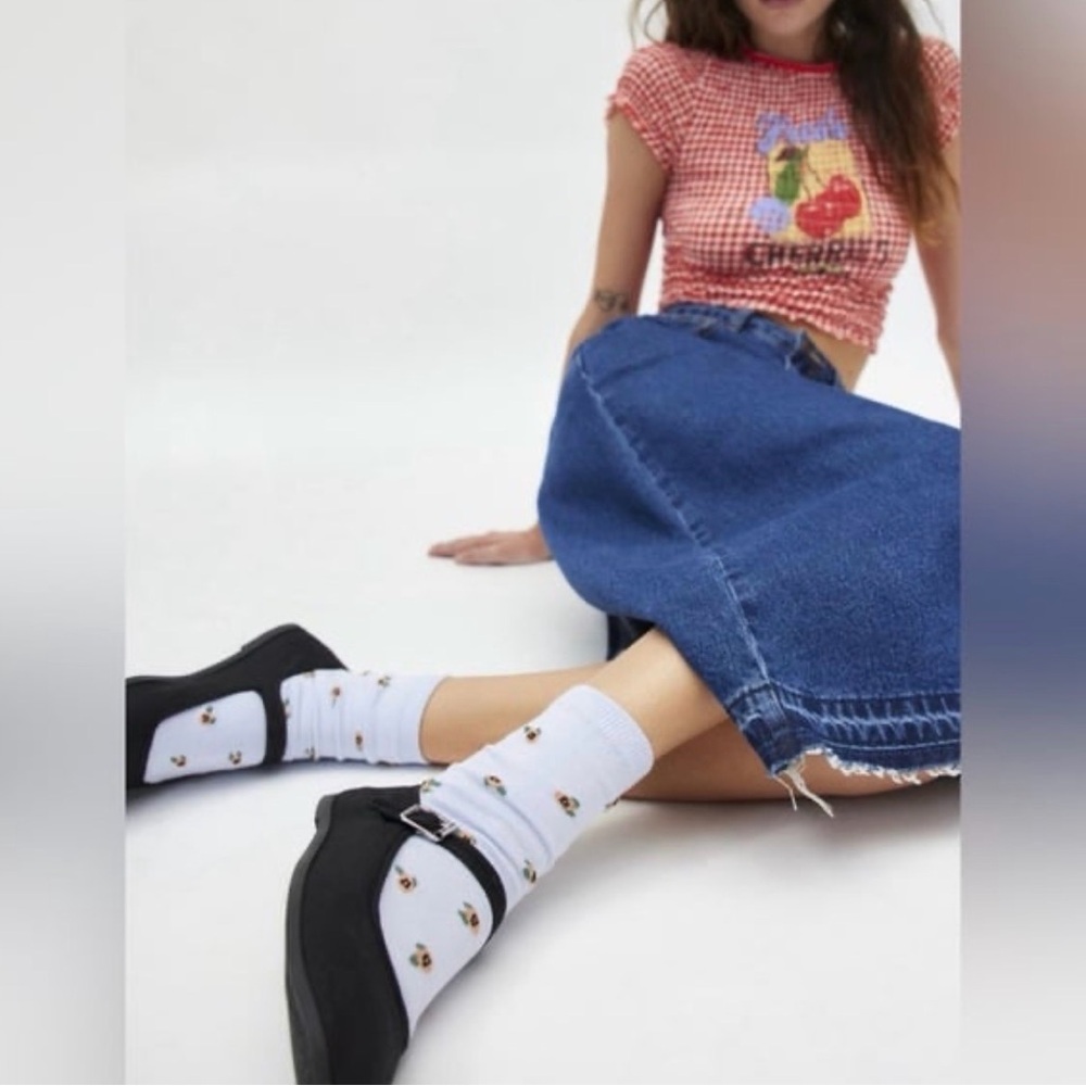 BAGGU Light Blue Rosette Floral Women's Crew Socks Sz 6-11 Soft and Comfy!